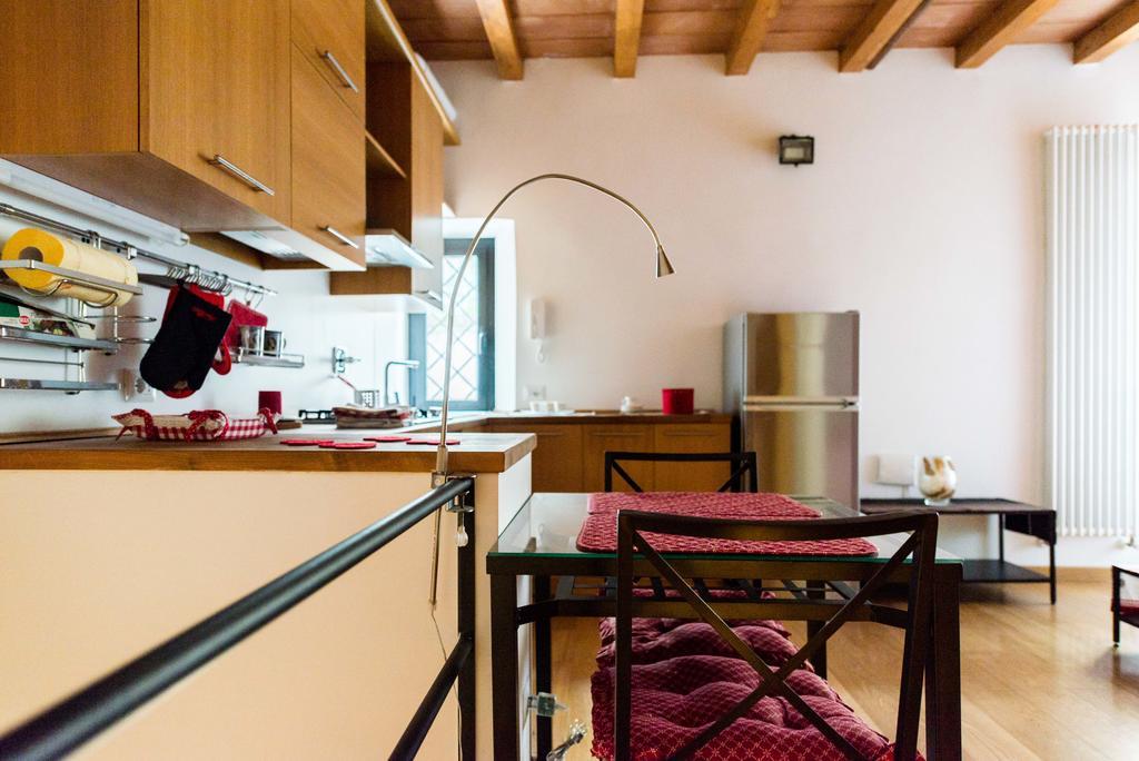 Apartment Polveriera Colosseum Rom Exterior foto
